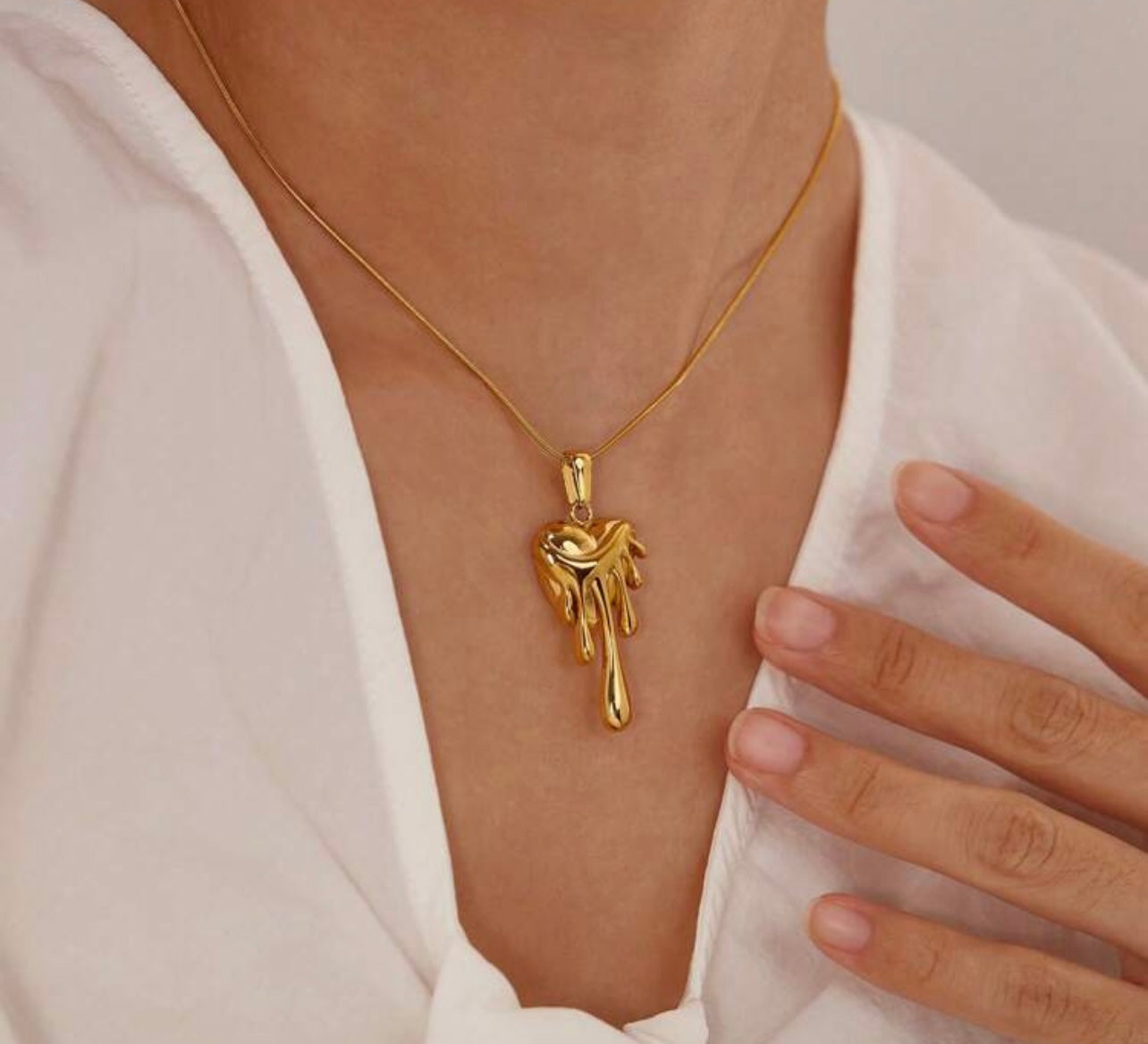 Melting Heart NECKLACE