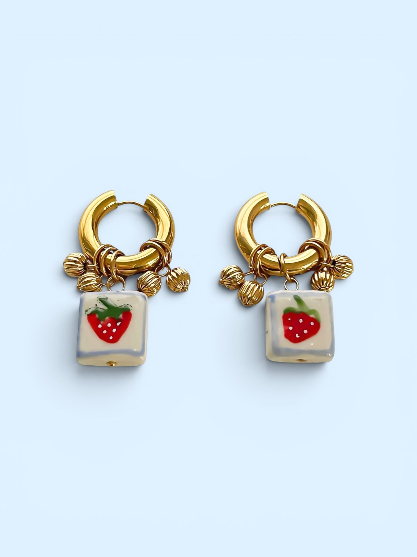 Σκουλαρίκια Strawberry