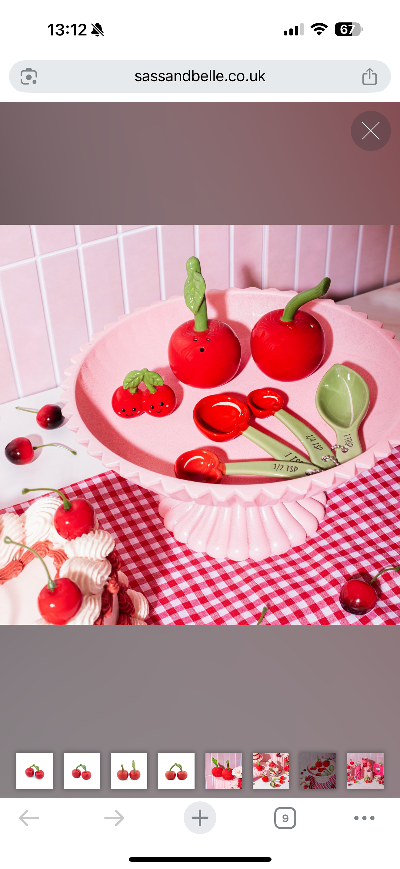 Αλατοπίπερο Κεράσια