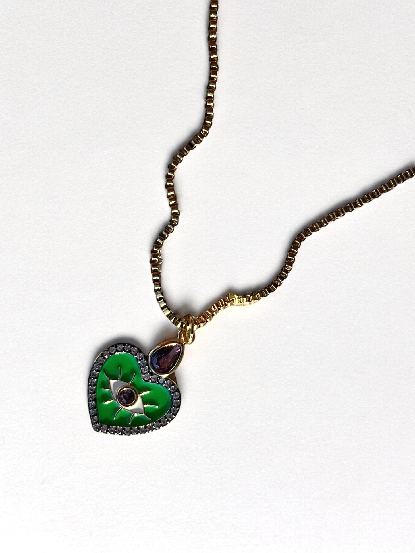 GREEN HEART NECKLACE